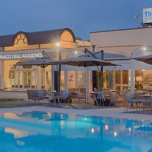 **** Hotel Nh Parco Degli Aragonesi Itálie
