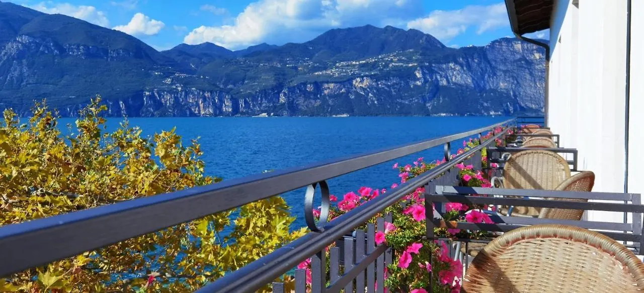 Hotel S.Maria Brenzone sul Garda 3*,  Itálie