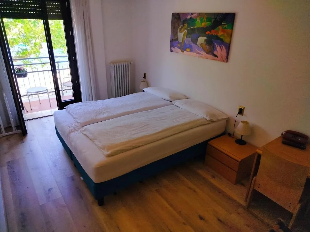 ברנצונה סול גארדה Hotel S.Maria 3*, ברנצונה סול גארדה איטליה